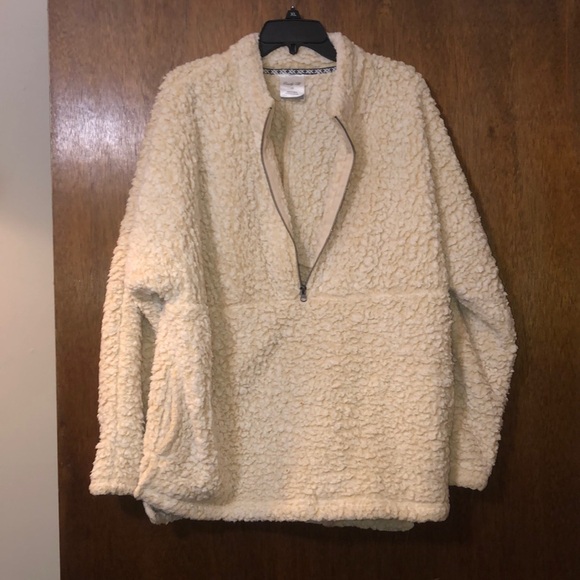 Sherpa pullover- half zip - Picture 1 of 4